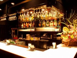 鹿児島大学周辺おすすめ BAR 3選。おしゃれなお店で美味しいお酒と料理を楽しもう♪