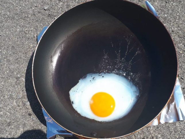 太陽光を集めてフライパン